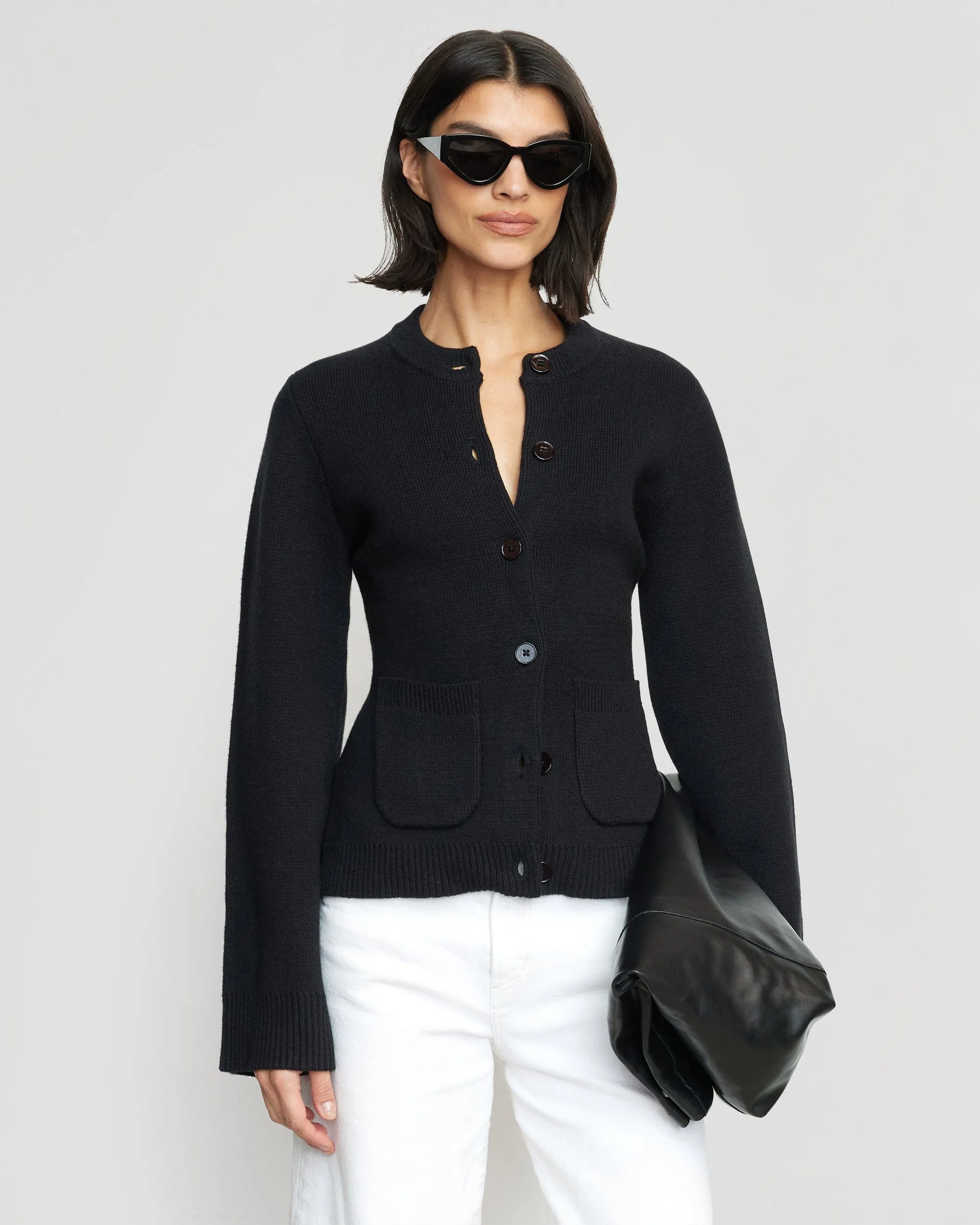 Organic Cotton-Wool Button-Up Cardigan by Eames – Cozy, Eco-Friendly Knitwear with Classic Design
