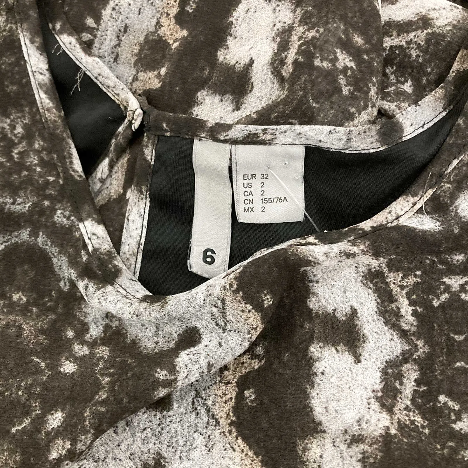 H&M Divided Grey Print Sleeveless Chiffon Floaty Top Size 32 UK 6