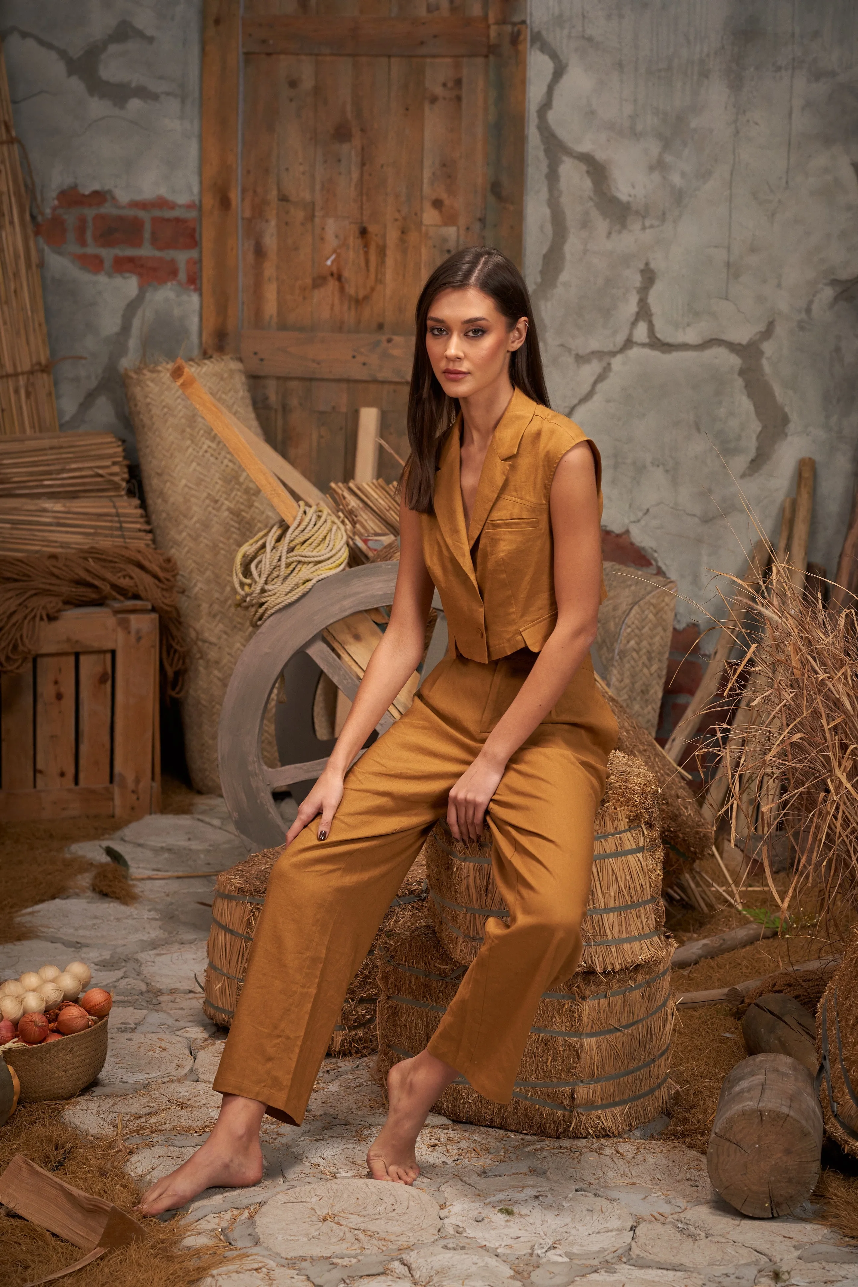 Numa Trouser  The Essence of Power And Poise